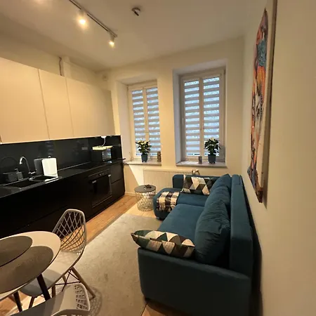 Апартаменти Targowa L4 *